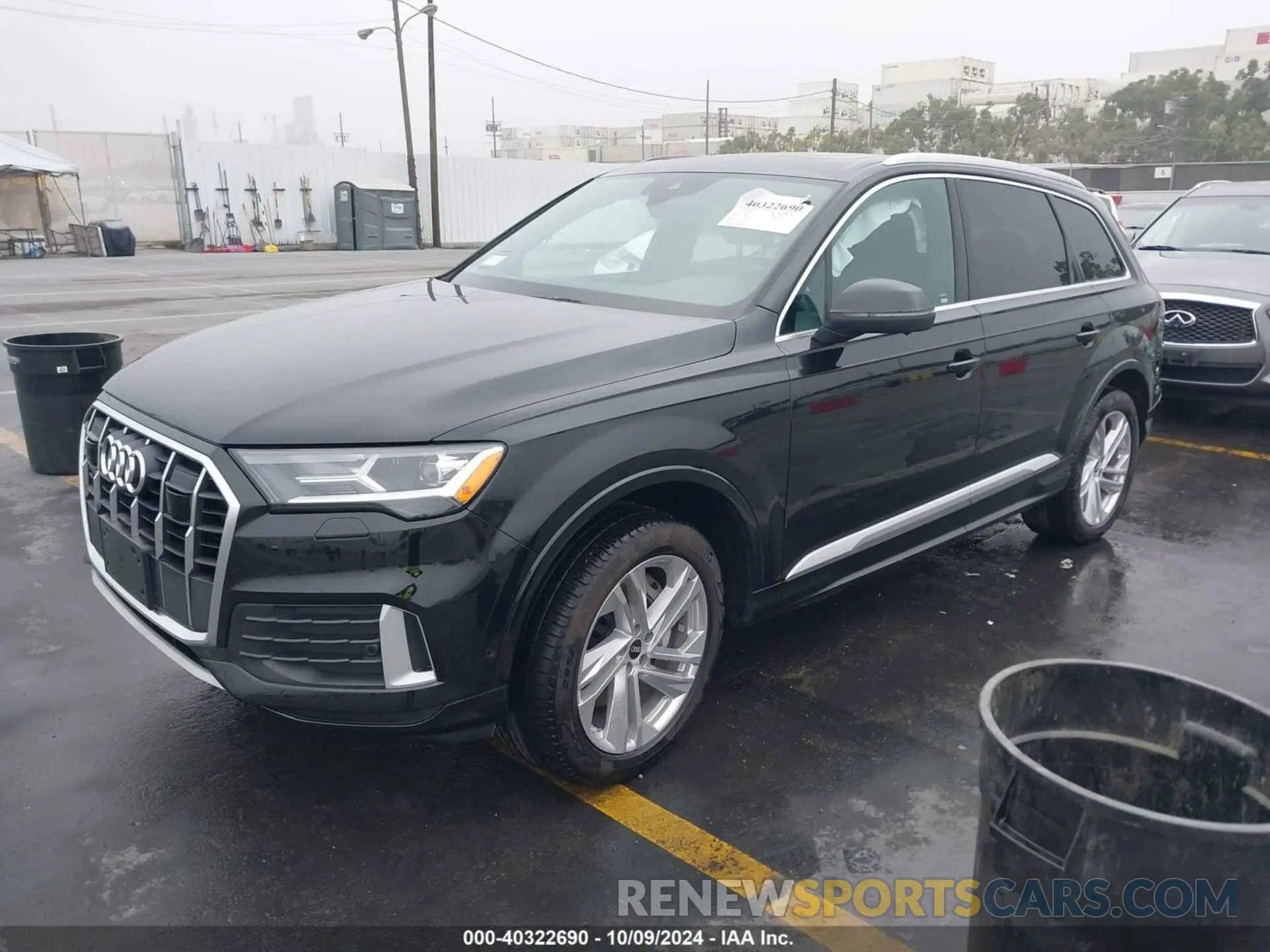 2 Photograph of a damaged car WA1LJBF79ND001264 AUDI Q7 2022