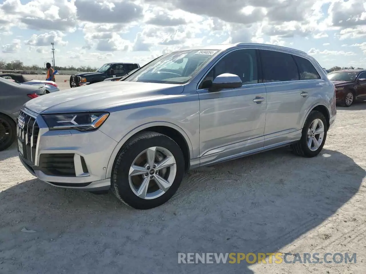 1 Photograph of a damaged car WA1LJBF7XND020132 AUDI Q7 2022