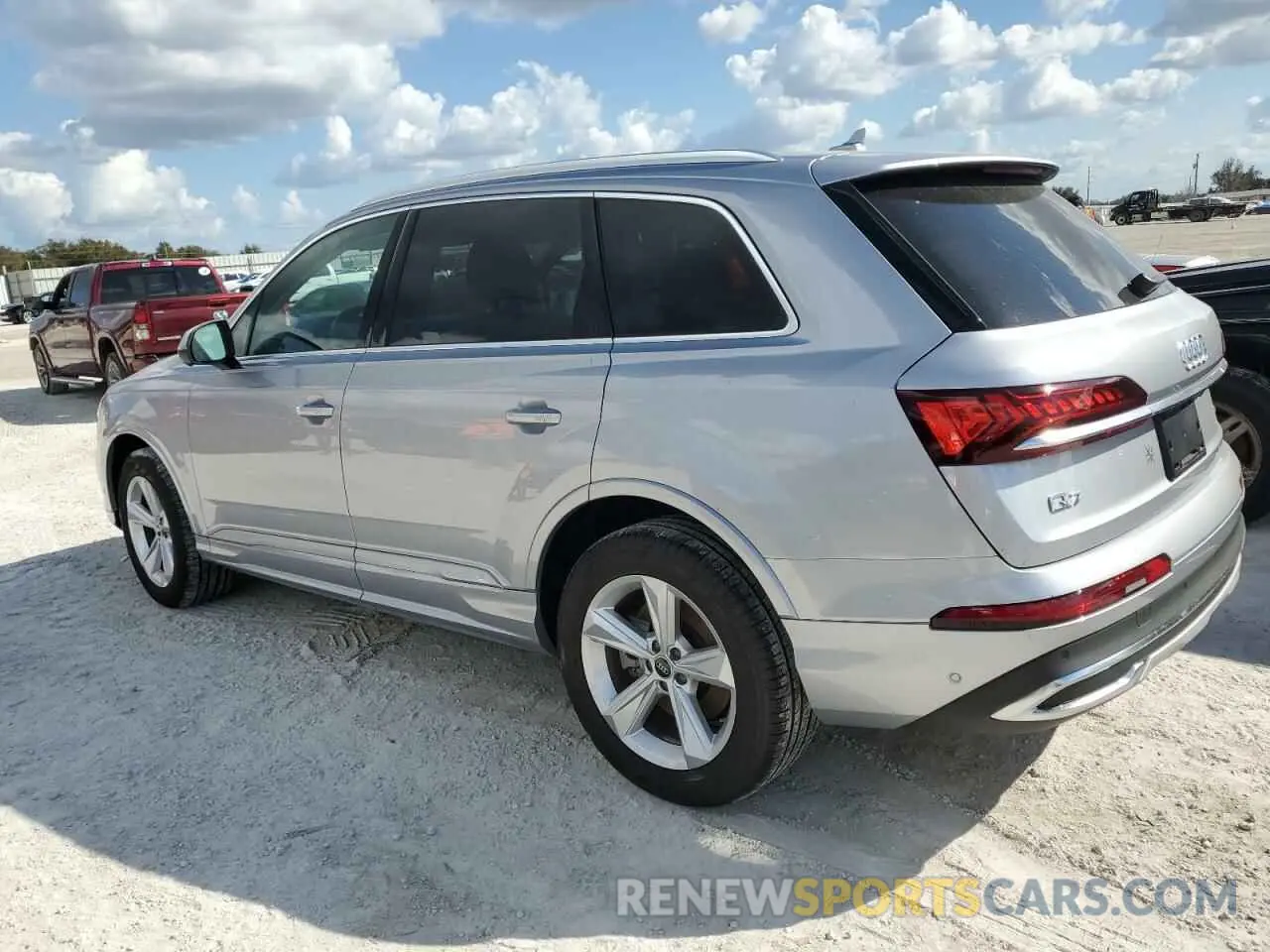 2 Photograph of a damaged car WA1LJBF7XND020132 AUDI Q7 2022
