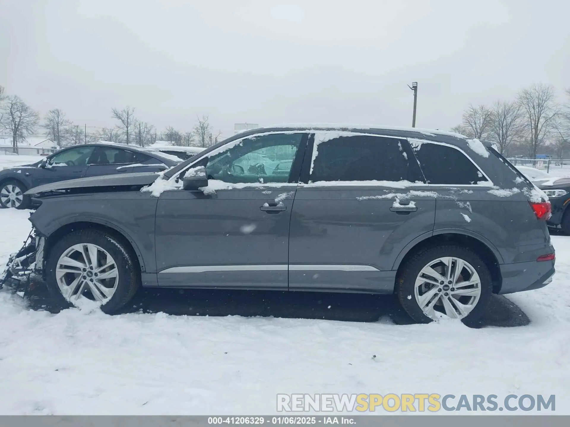 14 Photograph of a damaged car WA1LXBF71ND004884 AUDI Q7 2022