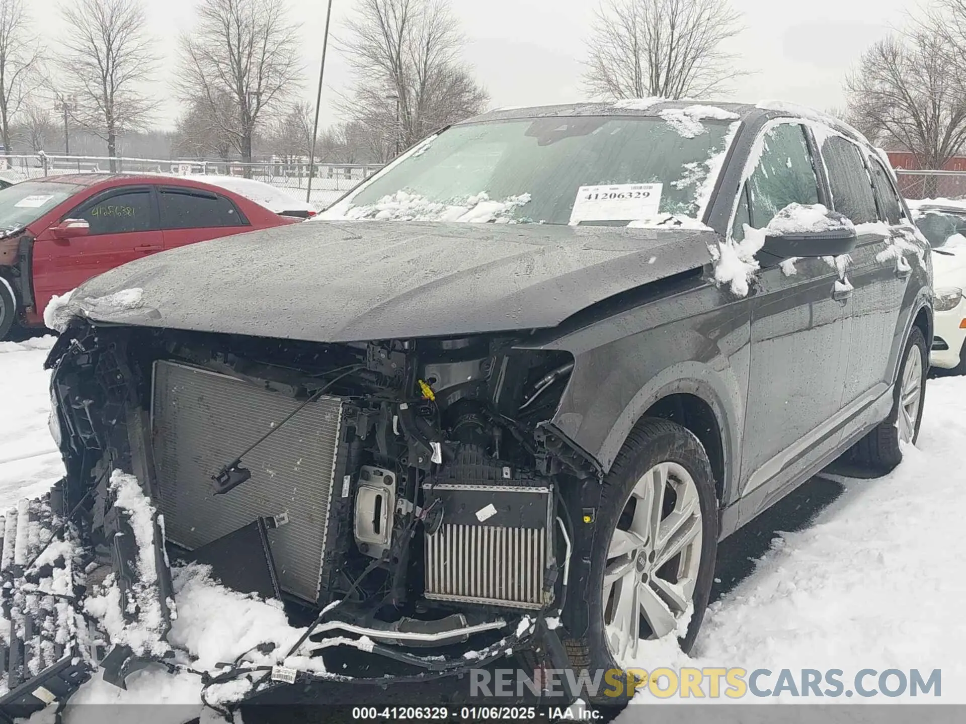 2 Photograph of a damaged car WA1LXBF71ND004884 AUDI Q7 2022