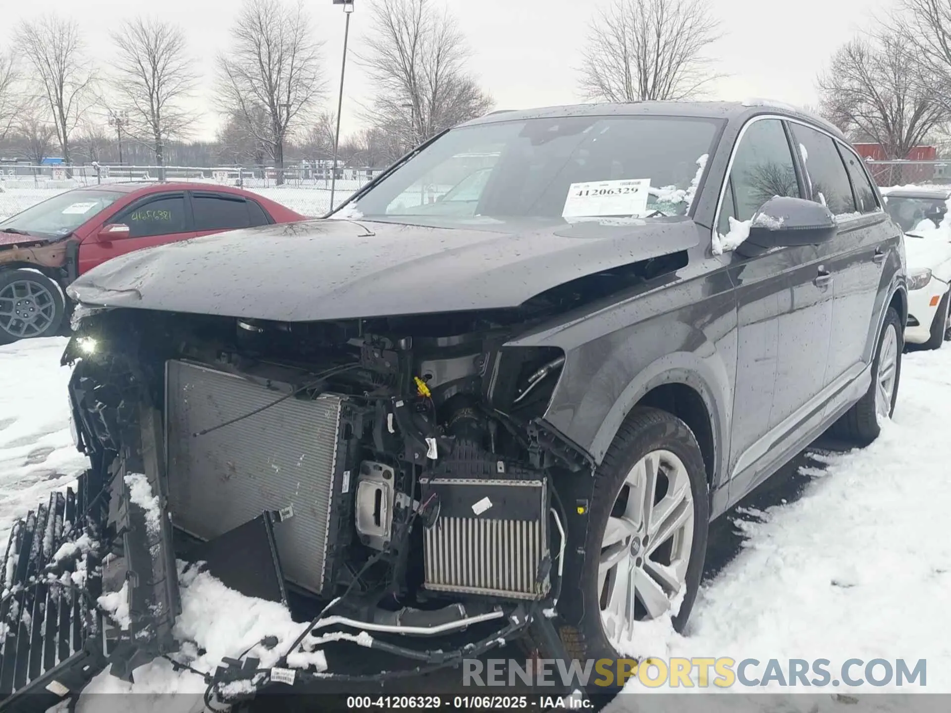 6 Photograph of a damaged car WA1LXBF71ND004884 AUDI Q7 2022