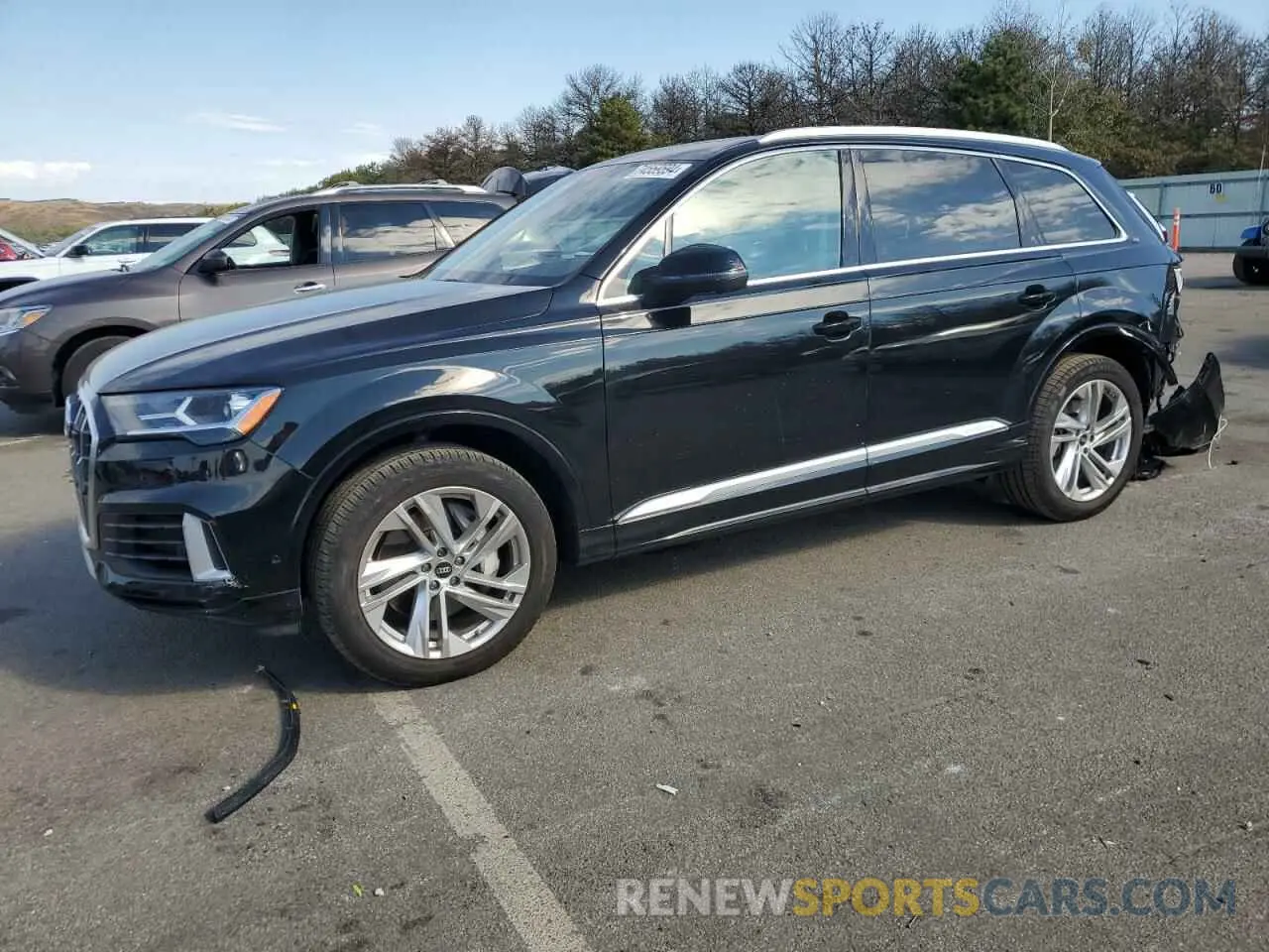 1 Photograph of a damaged car WA1LXBF71ND011043 AUDI Q7 2022