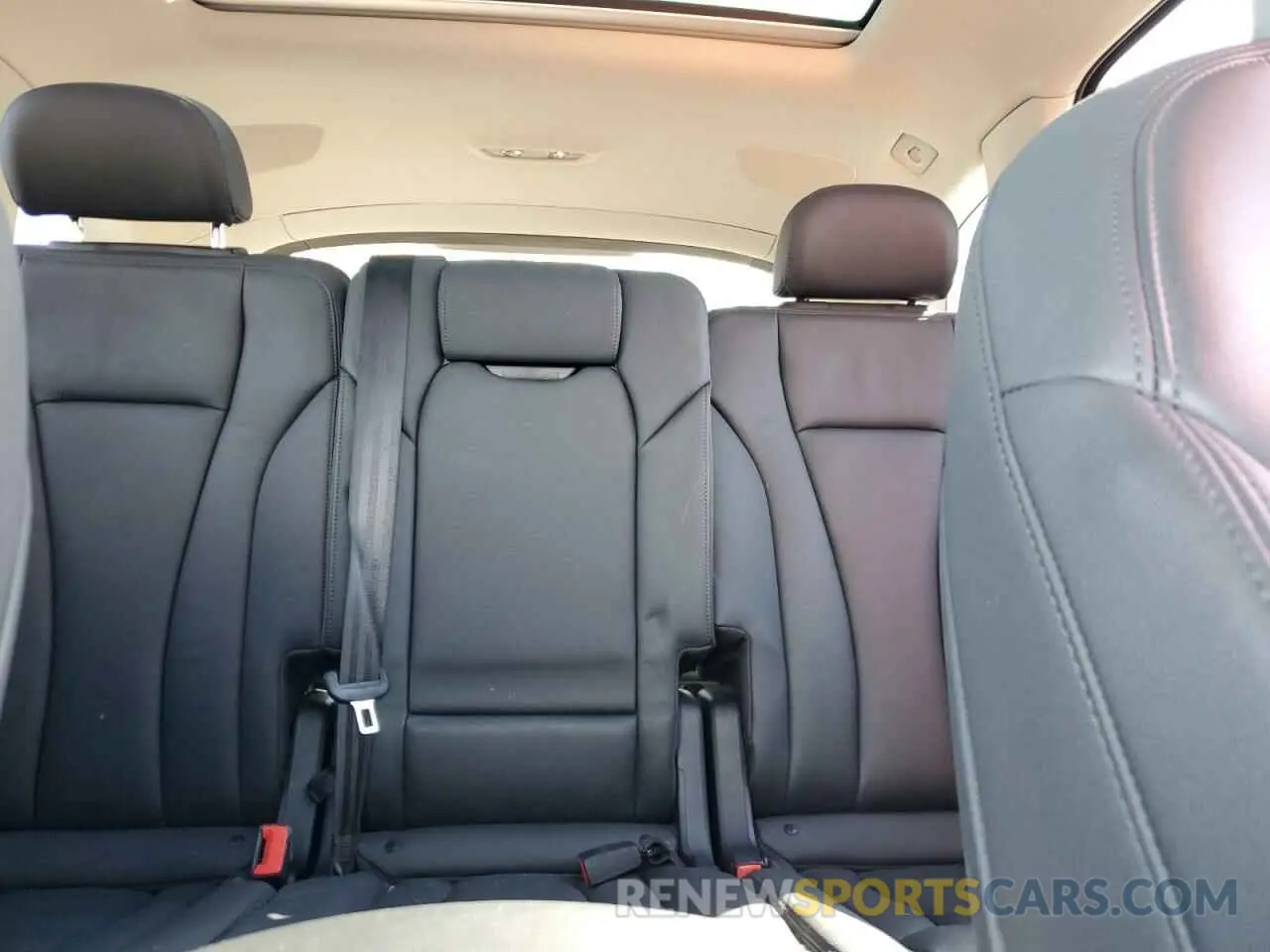 10 Photograph of a damaged car WA1LXBF71ND011043 AUDI Q7 2022
