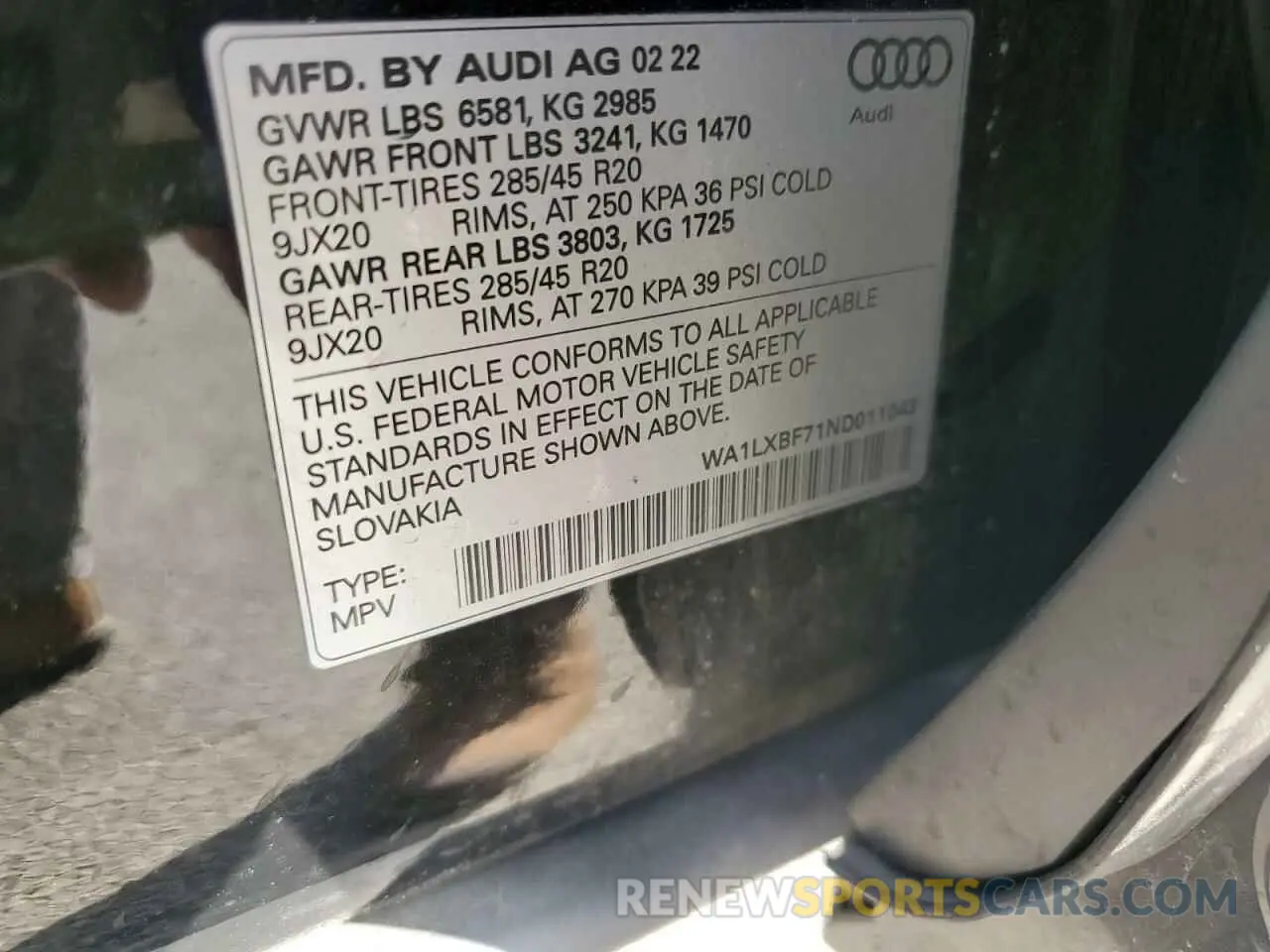 13 Photograph of a damaged car WA1LXBF71ND011043 AUDI Q7 2022