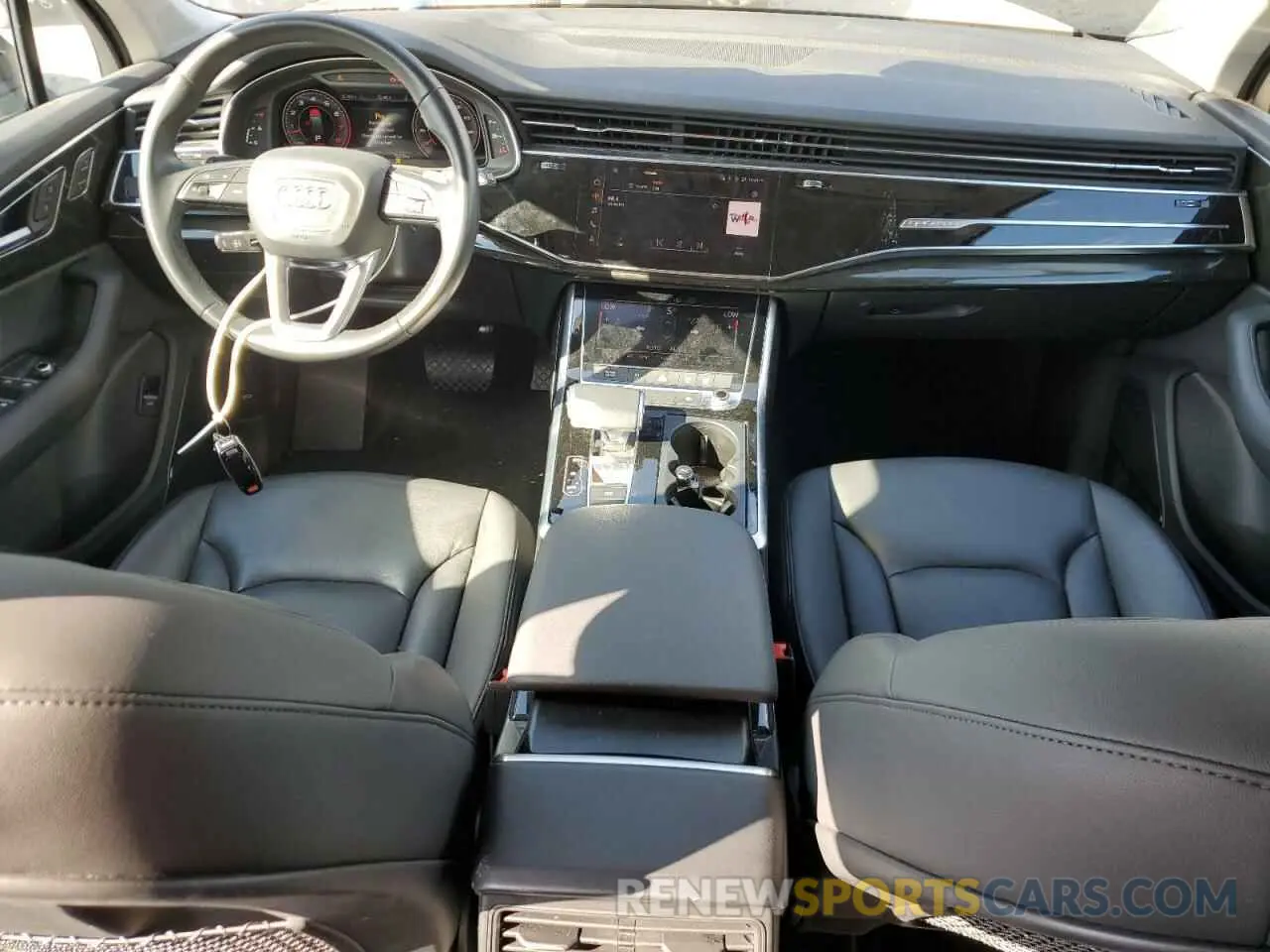 8 Photograph of a damaged car WA1LXBF71ND011043 AUDI Q7 2022