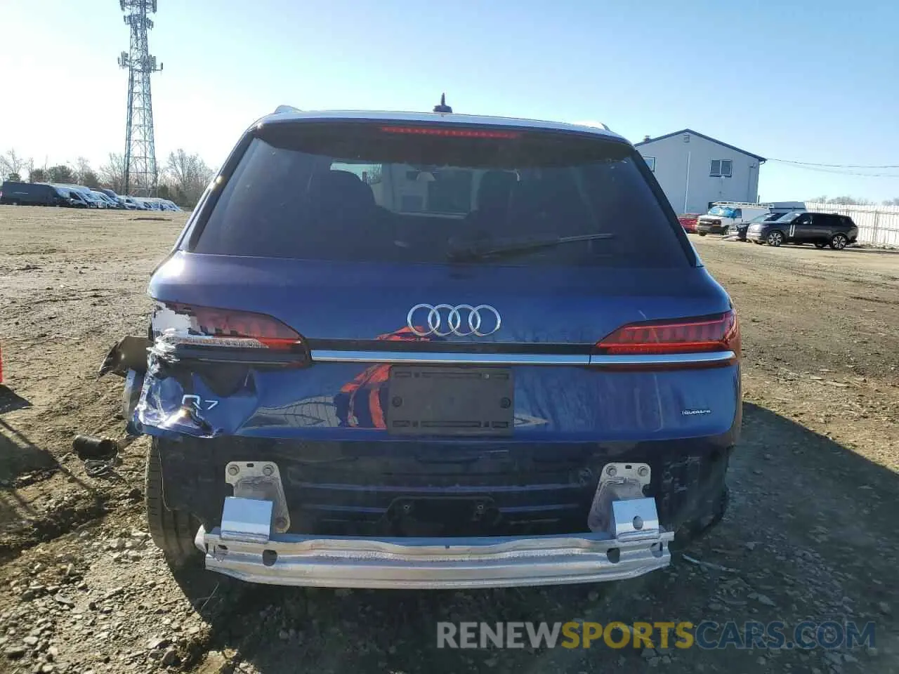 6 Photograph of a damaged car WA1LXBF71ND011558 AUDI Q7 2022