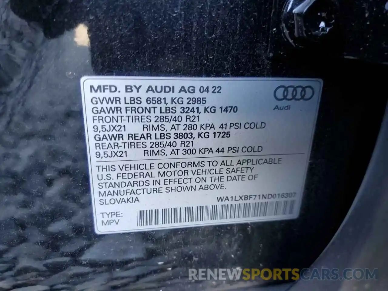 10 Photograph of a damaged car WA1LXBF71ND016307 AUDI Q7 2022