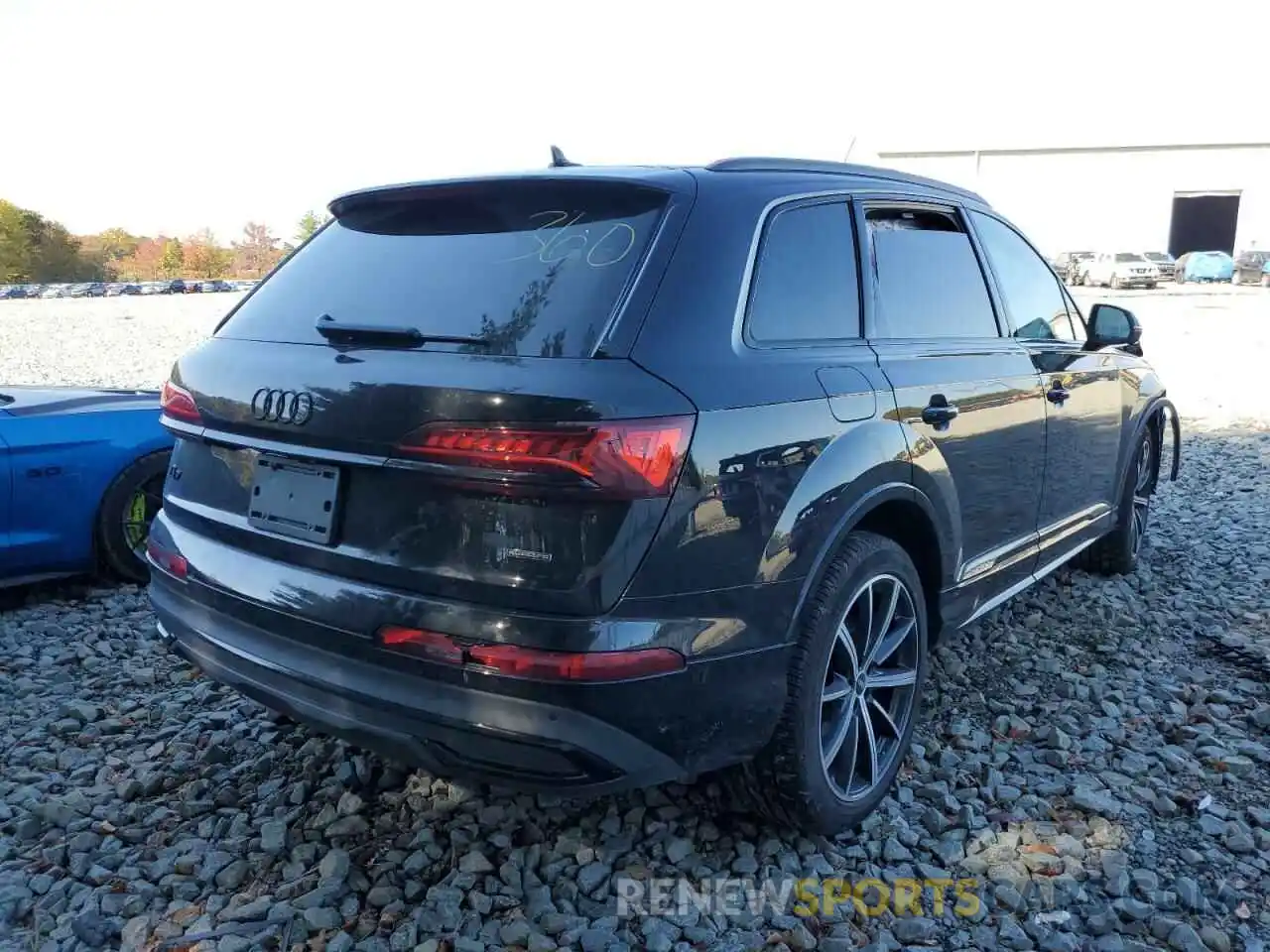 4 Photograph of a damaged car WA1LXBF71ND016307 AUDI Q7 2022