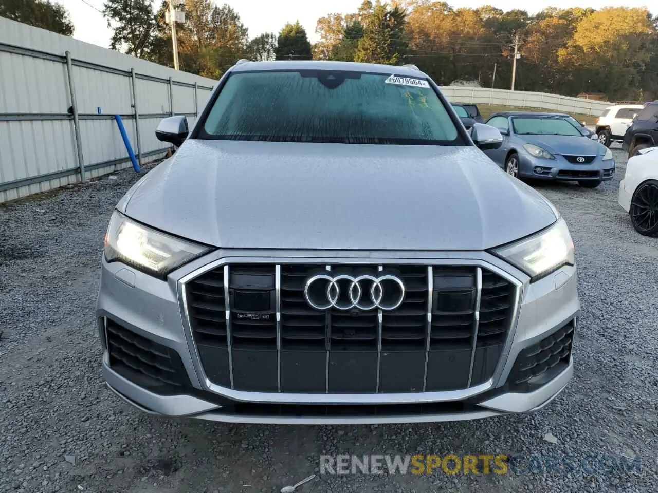 5 Photograph of a damaged car WA1LXBF72ND009432 AUDI Q7 2022