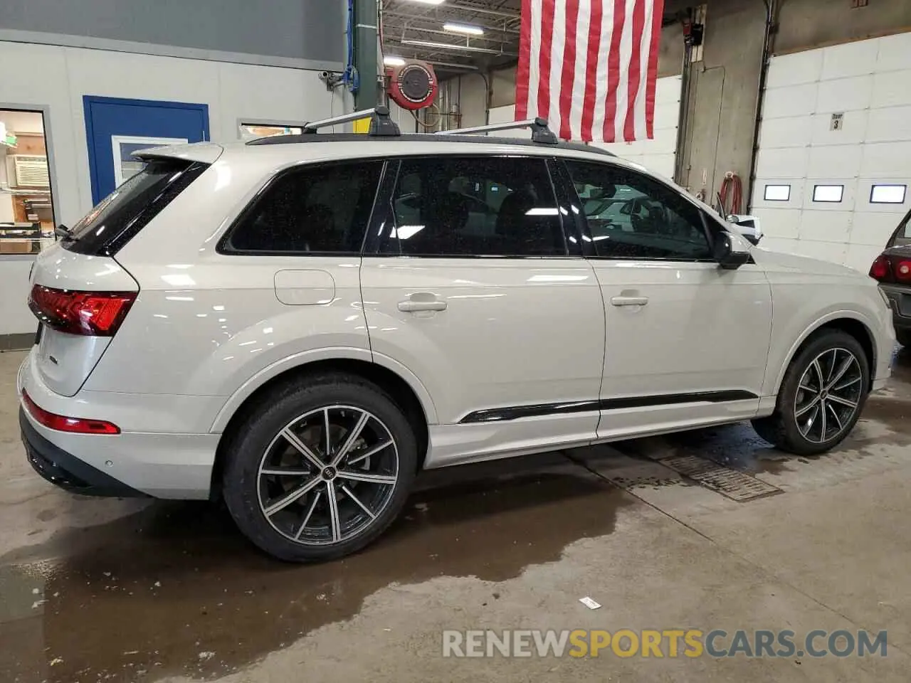 3 Photograph of a damaged car WA1LXBF74ND007908 AUDI Q7 2022
