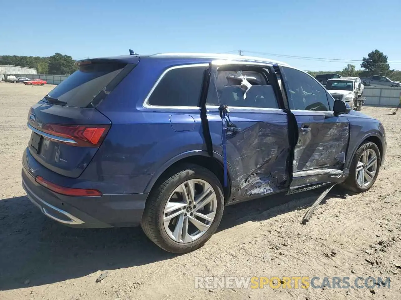 3 Photograph of a damaged car WA1LXBF74ND011411 AUDI Q7 2022