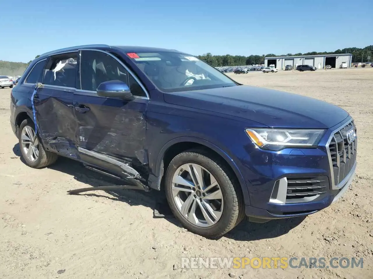 4 Photograph of a damaged car WA1LXBF74ND011411 AUDI Q7 2022