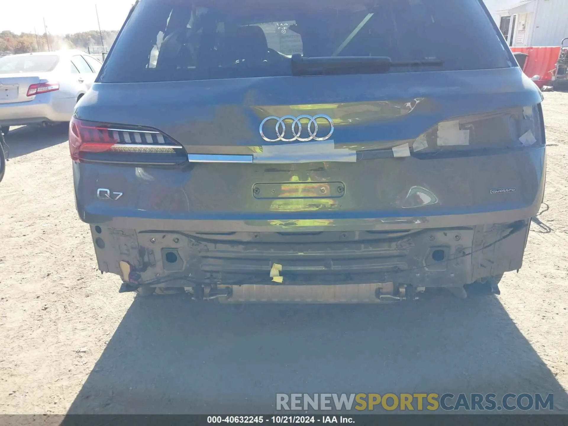 6 Photograph of a damaged car WA1LXBF75ND010641 AUDI Q7 2022