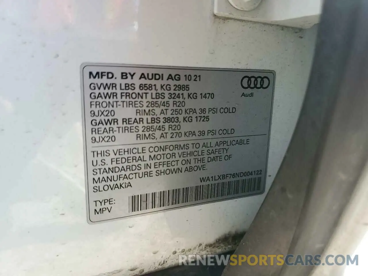 13 Photograph of a damaged car WA1LXBF76ND004122 AUDI Q7 2022