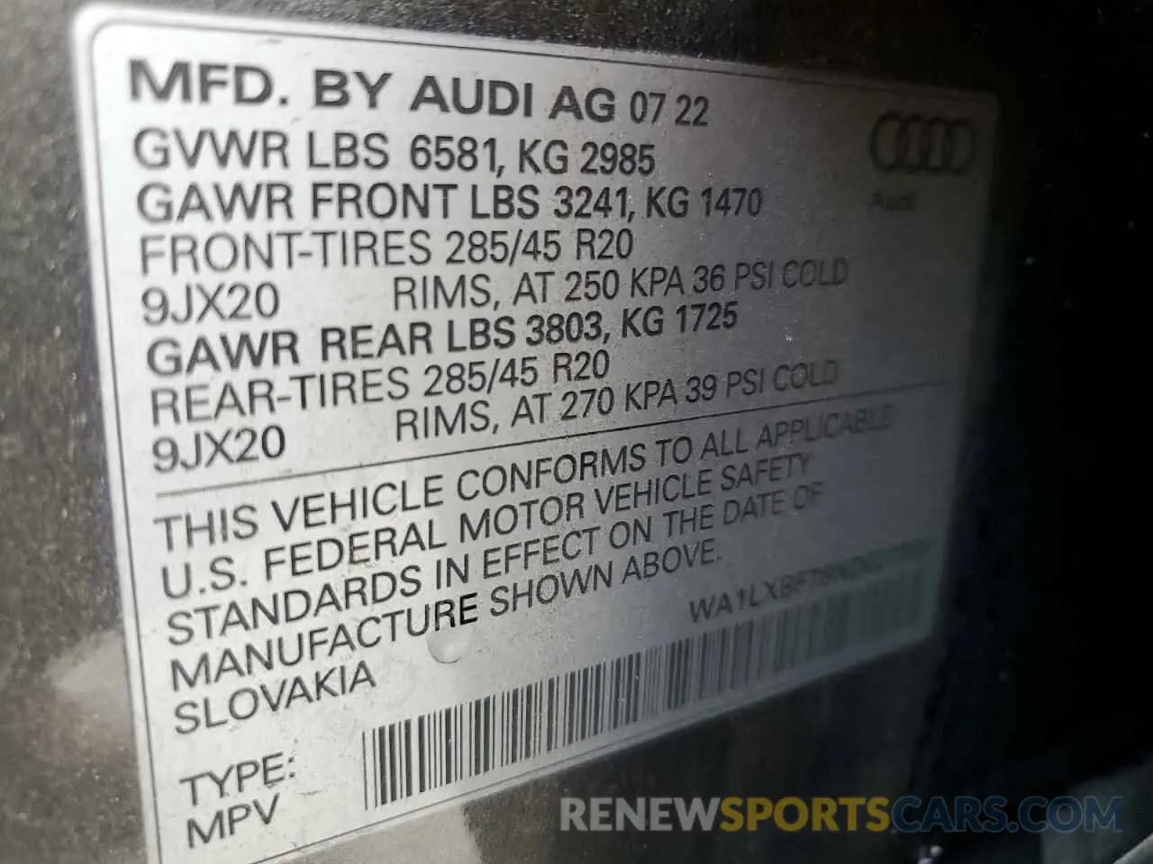 13 Photograph of a damaged car WA1LXBF78ND020368 AUDI Q7 2022