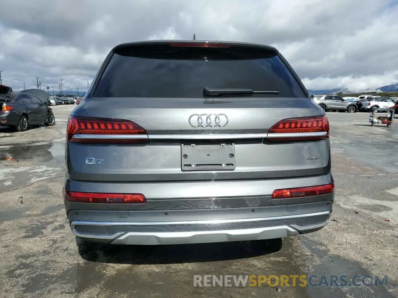 6 Photograph of a damaged car WA1LXBF78ND020368 AUDI Q7 2022