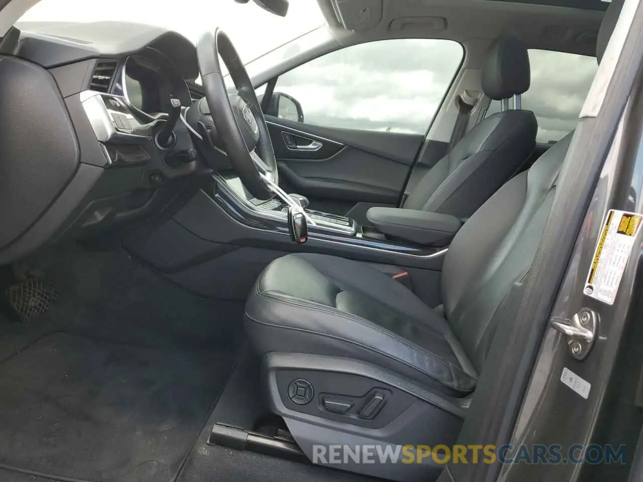 7 Photograph of a damaged car WA1LXBF78ND020368 AUDI Q7 2022