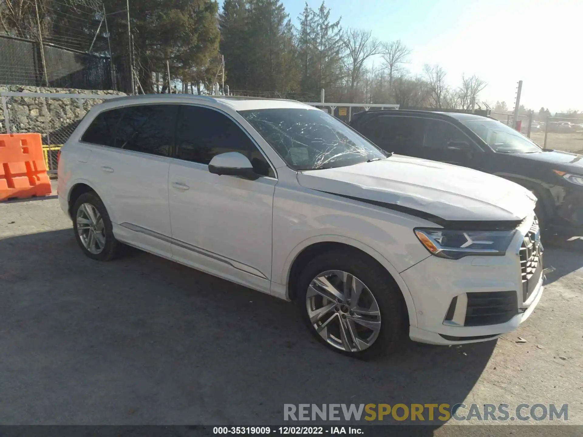 1 Photograph of a damaged car WA1LXBF7XND010473 AUDI Q7 2022