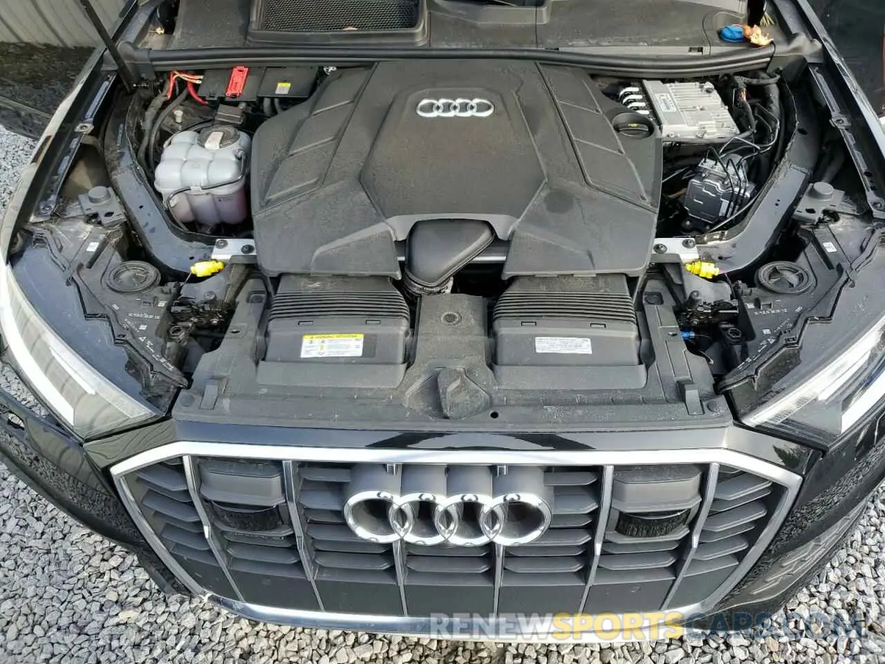 12 Photograph of a damaged car WA1LXBF7XND013311 AUDI Q7 2022