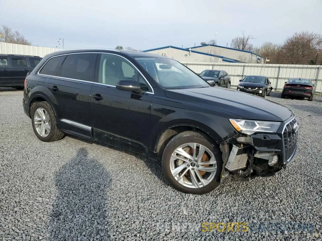 4 Photograph of a damaged car WA1LXBF7XND013311 AUDI Q7 2022