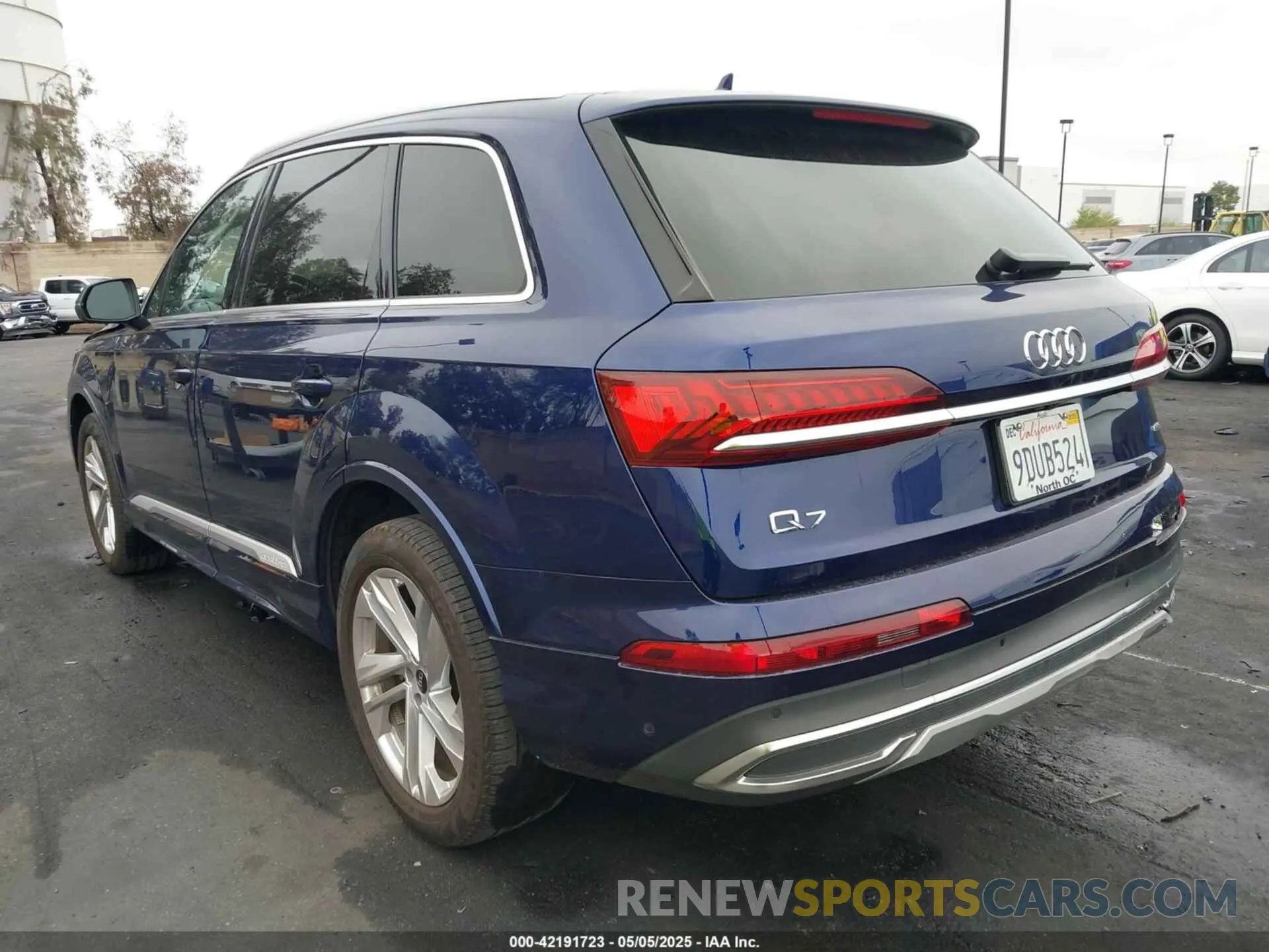 3 Photograph of a damaged car WA1LXBF7XND020534 AUDI Q7 2022