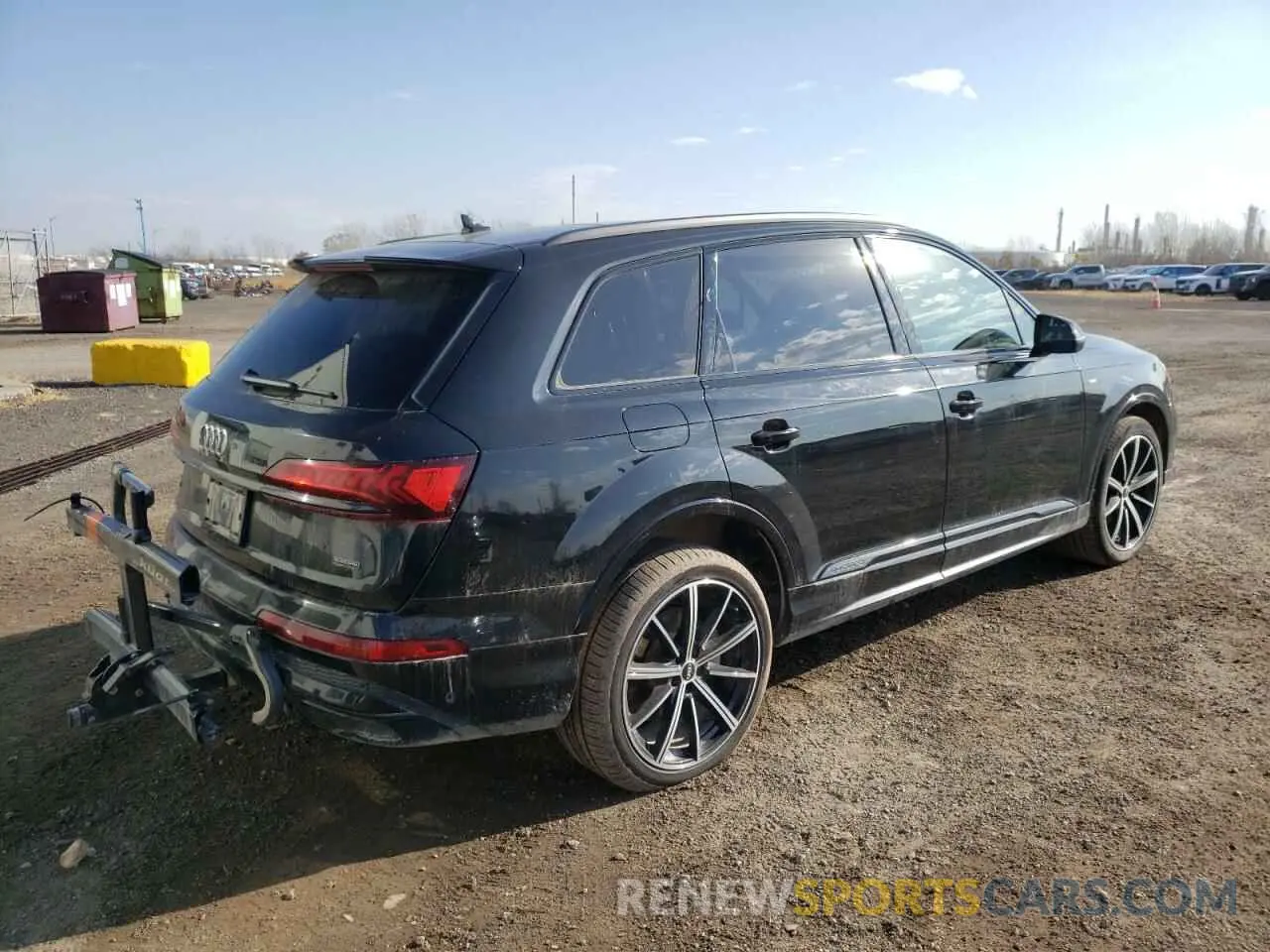 3 Photograph of a damaged car WA1MXBF72ND020001 AUDI Q7 2022