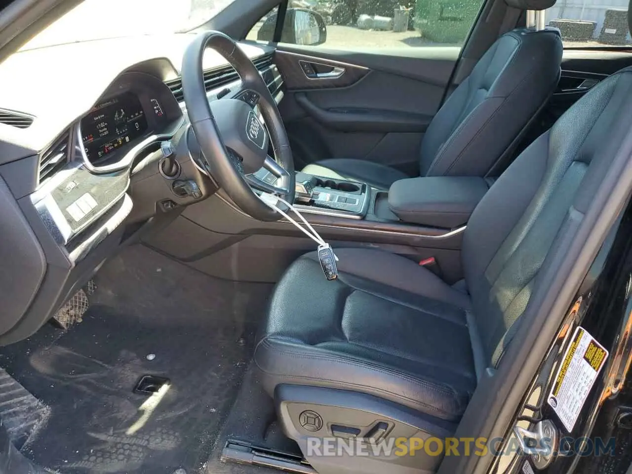 7 Photograph of a damaged car WA1MXBF78ND013103 AUDI Q7 2022