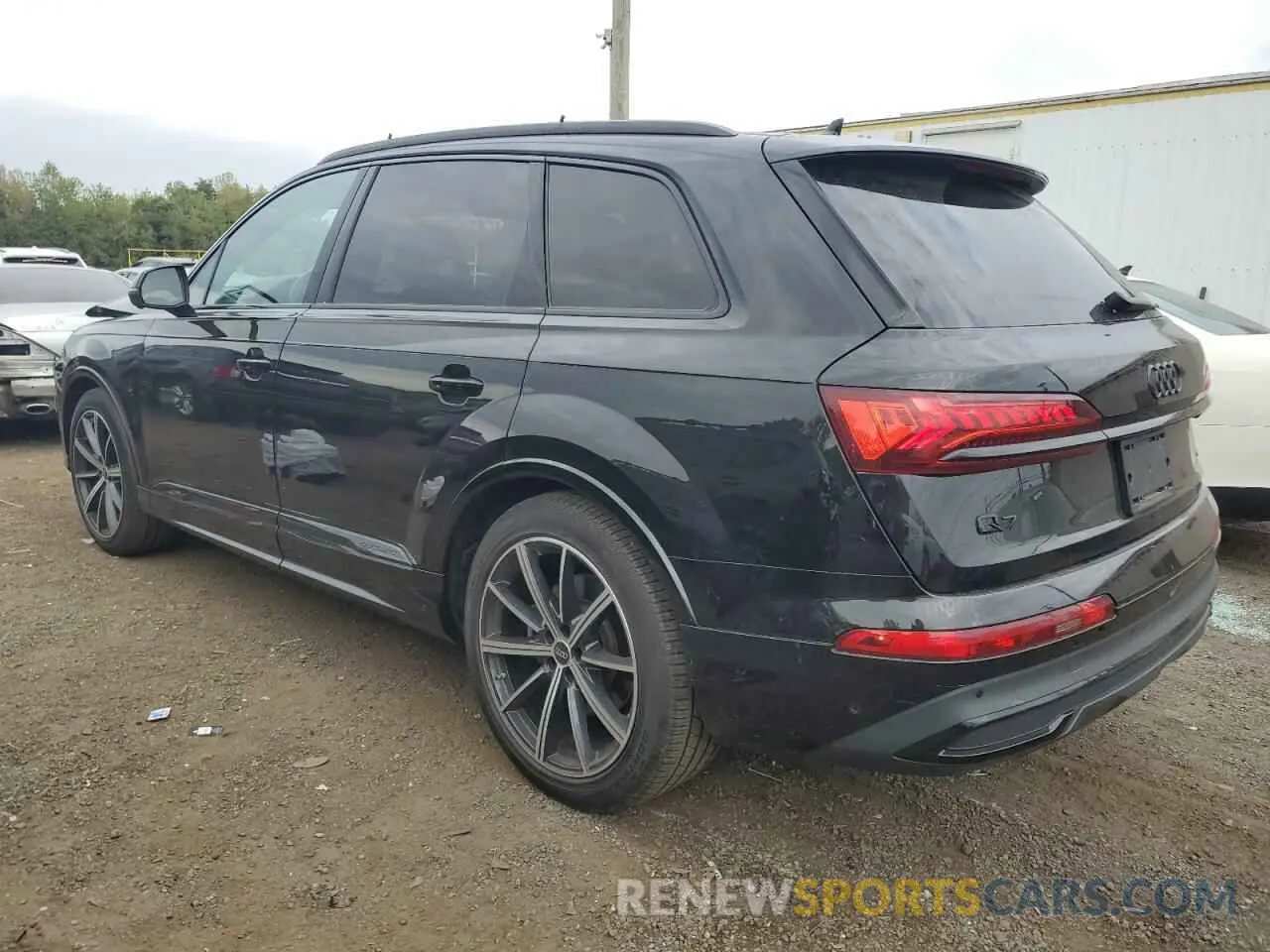 2 Photograph of a damaged car WA1VXBF72ND013487 AUDI Q7 2022