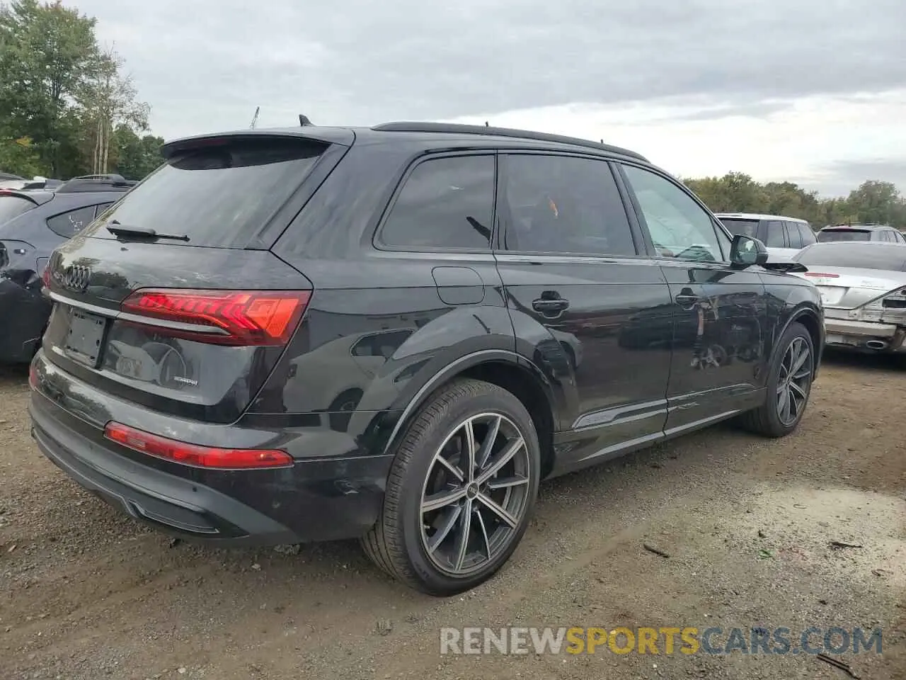 3 Photograph of a damaged car WA1VXBF72ND013487 AUDI Q7 2022