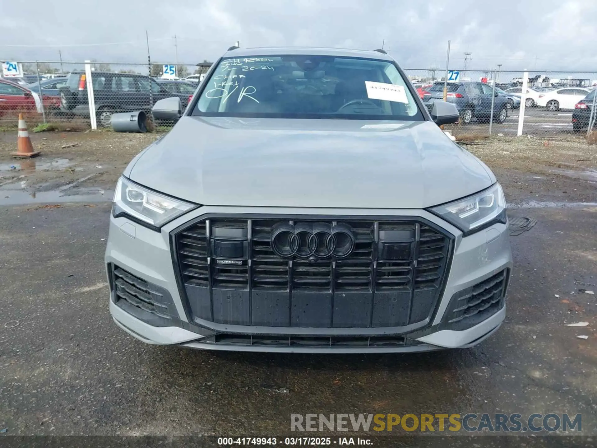 13 Photograph of a damaged car WA1VXBF79ND019948 AUDI Q7 2022