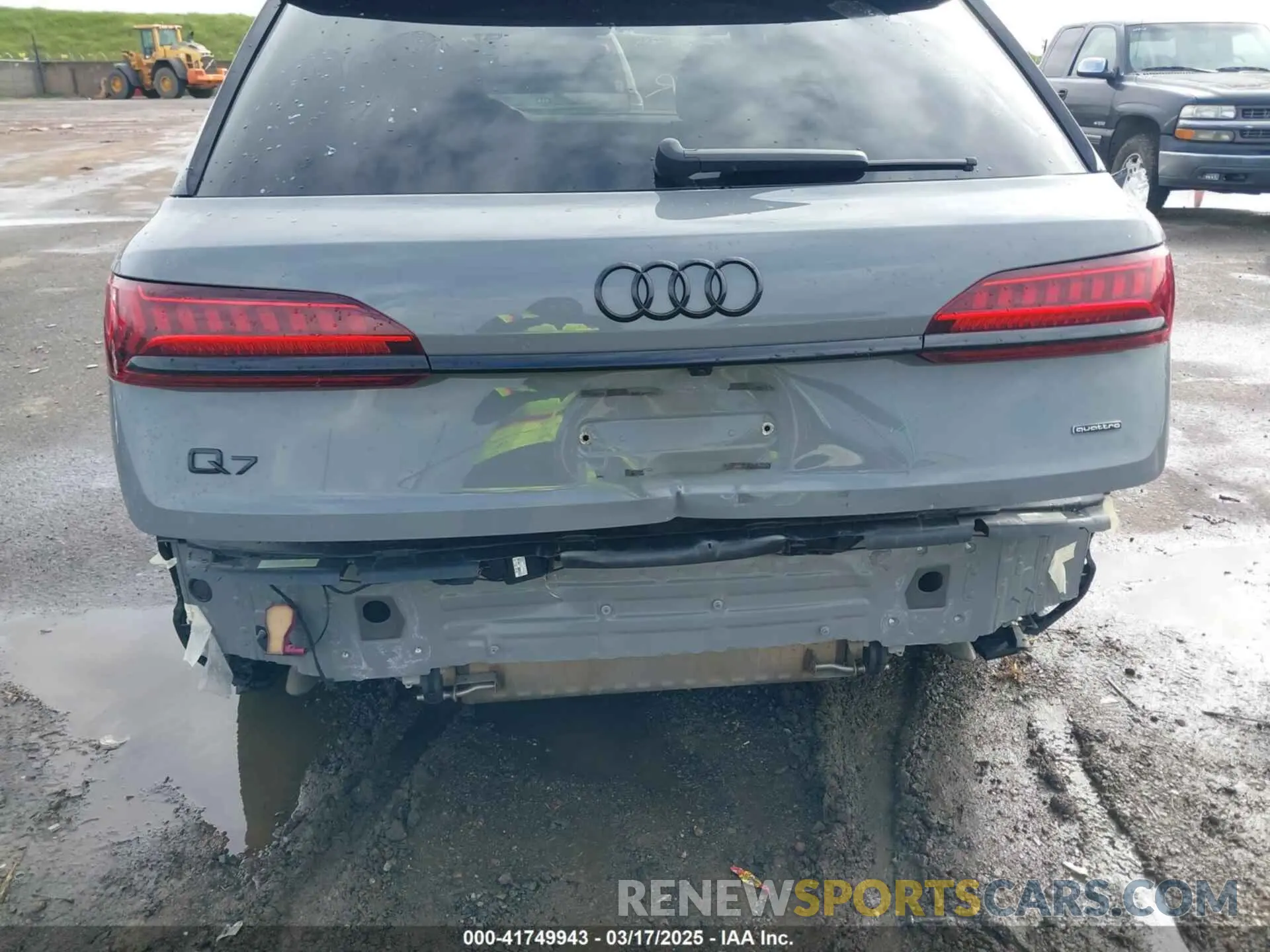 6 Photograph of a damaged car WA1VXBF79ND019948 AUDI Q7 2022