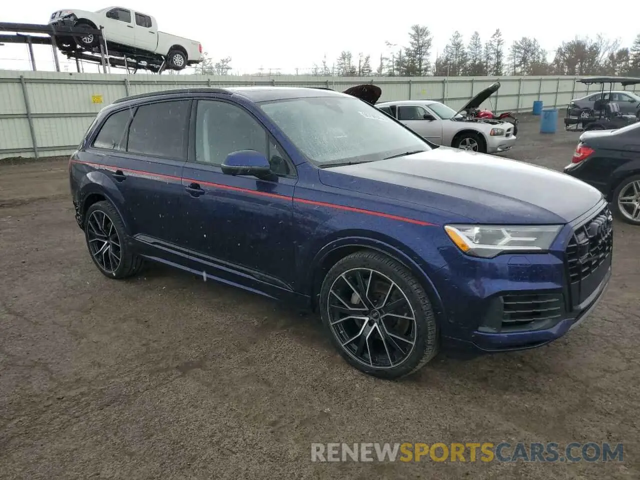 4 Photograph of a damaged car WA1VXBF7XND014371 AUDI Q7 2022