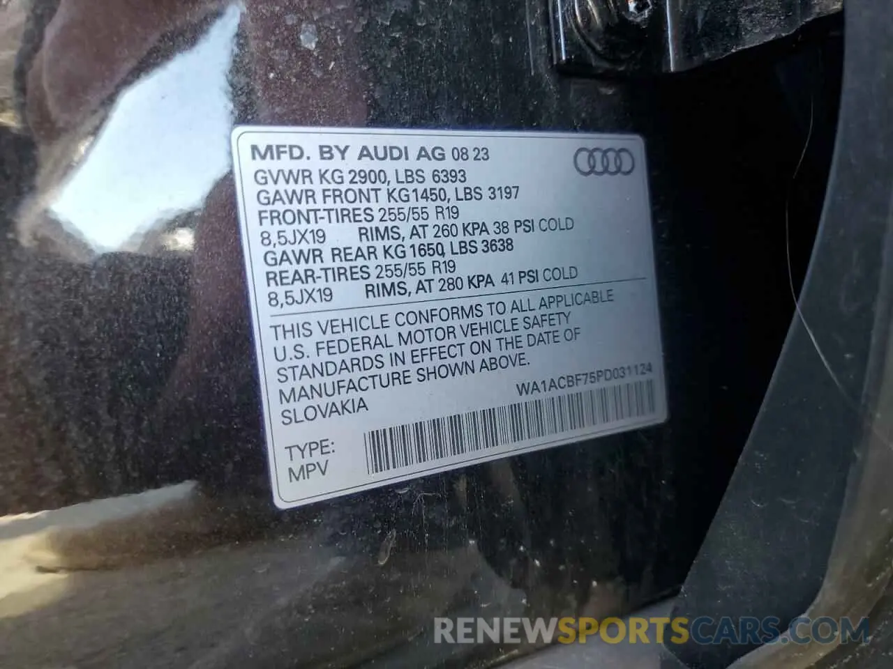 13 Photograph of a damaged car WA1ACBF75PD031124 AUDI Q7 2023
