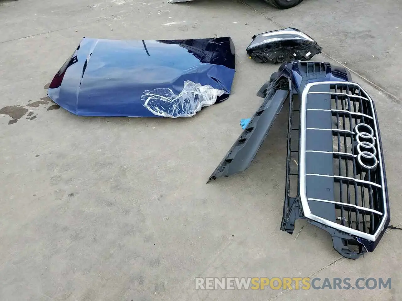 13 Photograph of a damaged car WA1ACBF76PD006622 AUDI Q7 2023