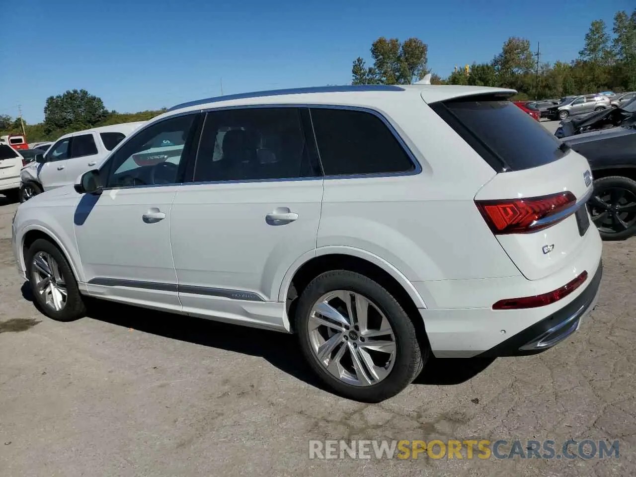 2 Photograph of a damaged car WA1ACBF79PD013287 AUDI Q7 2023
