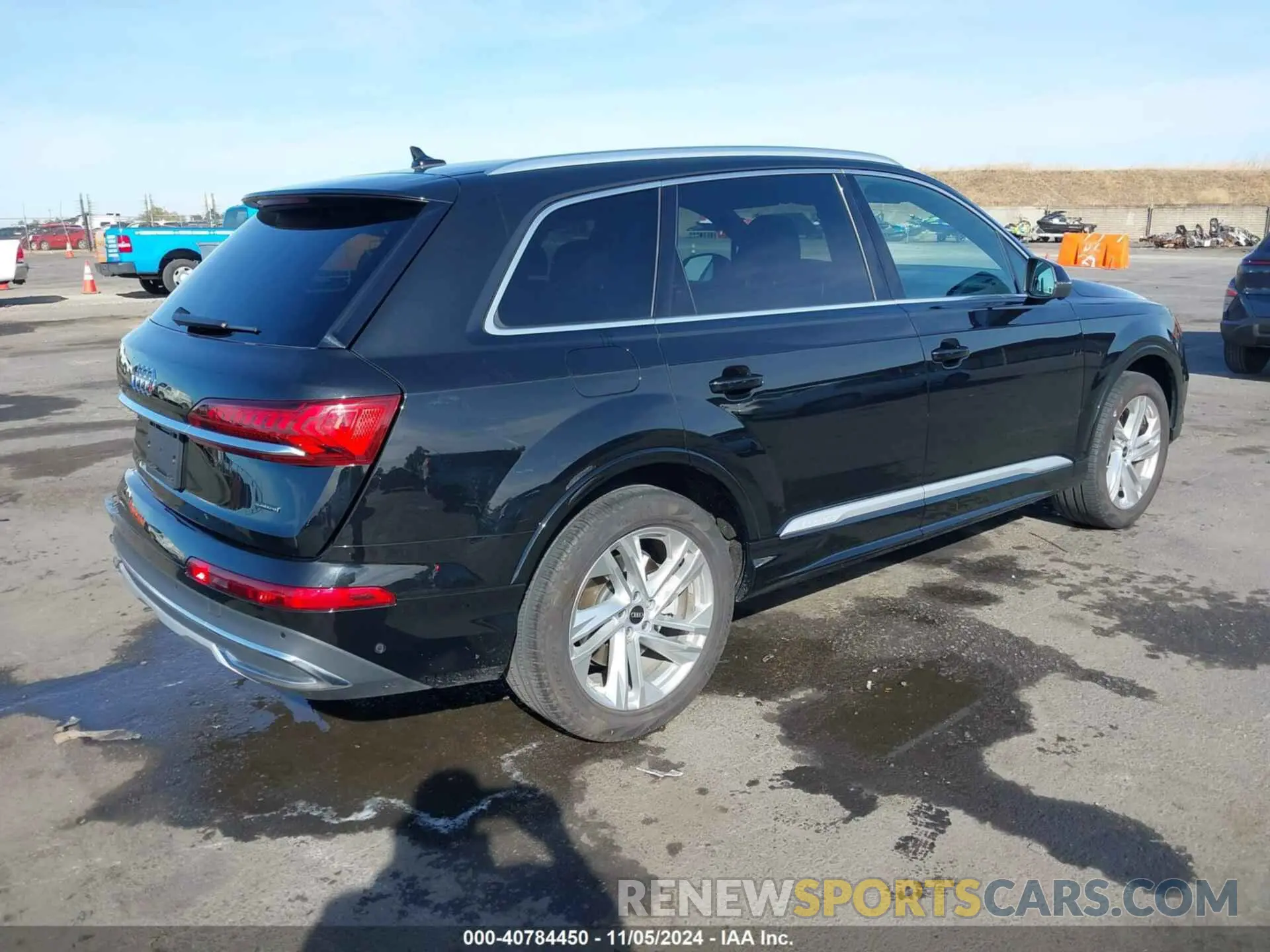 4 Photograph of a damaged car WA1ACBF7XPD014240 AUDI Q7 2023