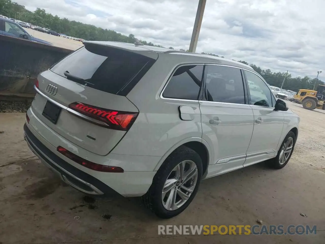 3 Photograph of a damaged car WA1AXBF71PD030654 AUDI Q7 2023