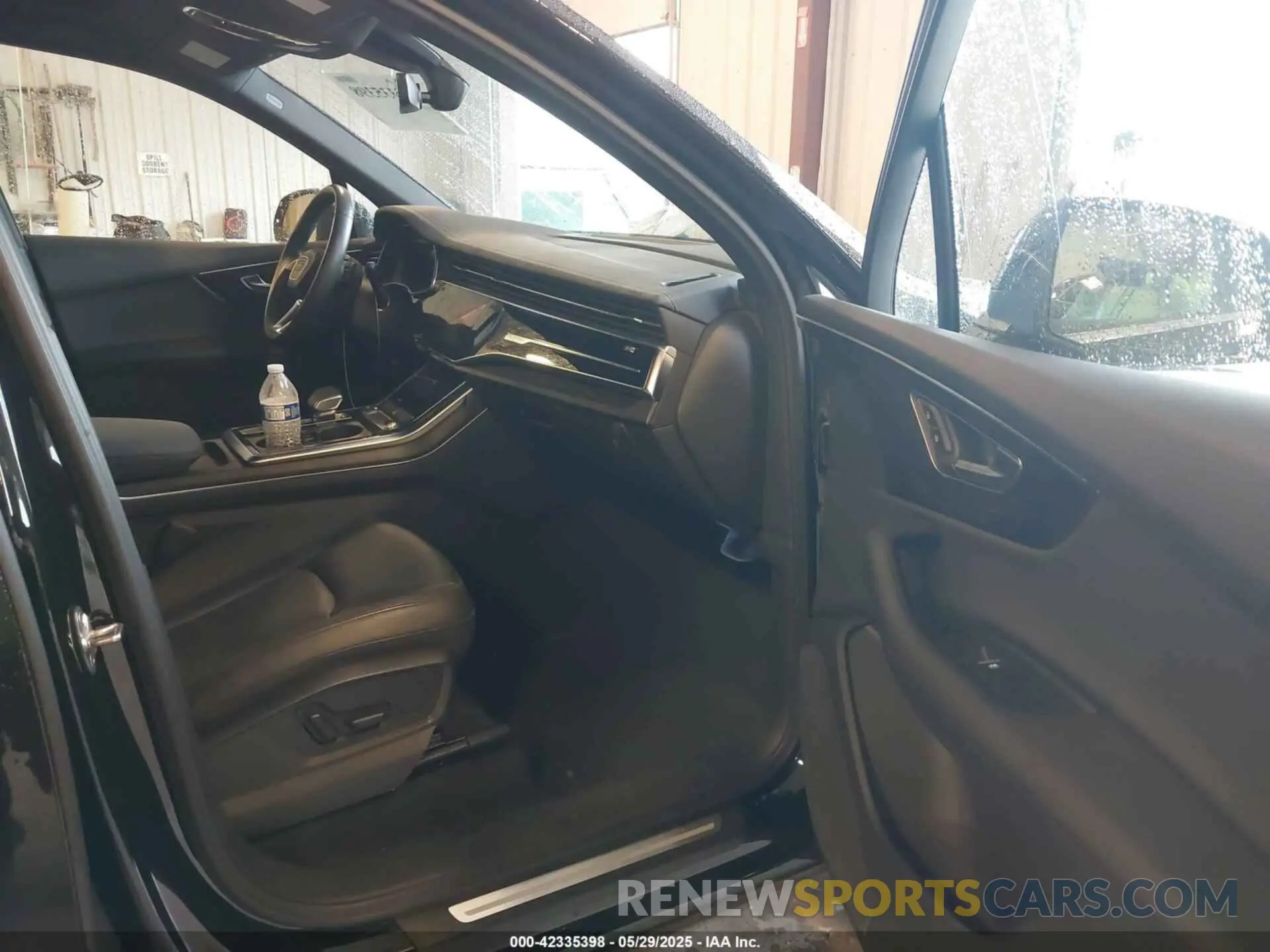 5 Photograph of a damaged car WA1AXBF73PD000720 AUDI Q7 2023