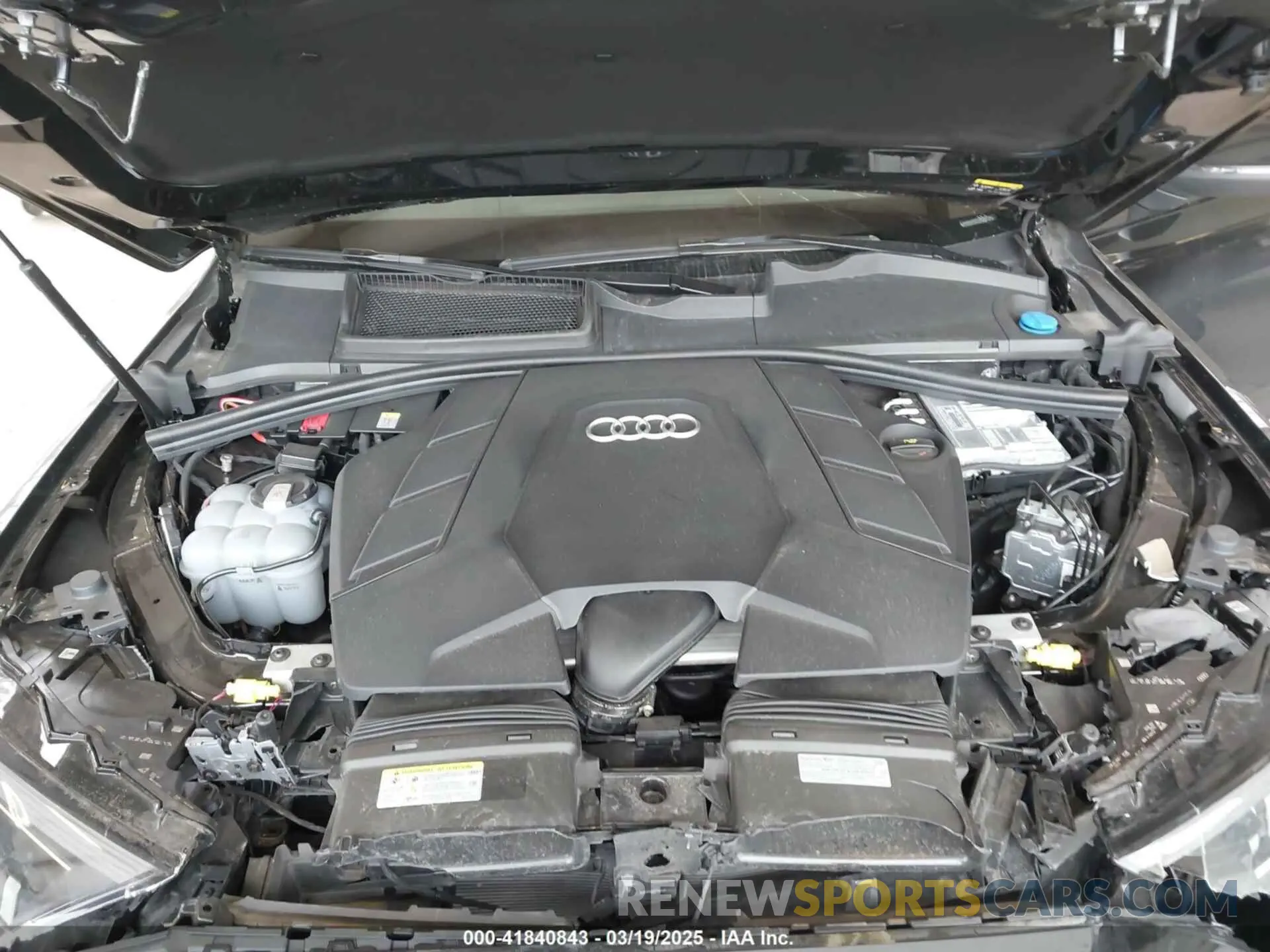 10 Photograph of a damaged car WA1AXBF77PD014684 AUDI Q7 2023