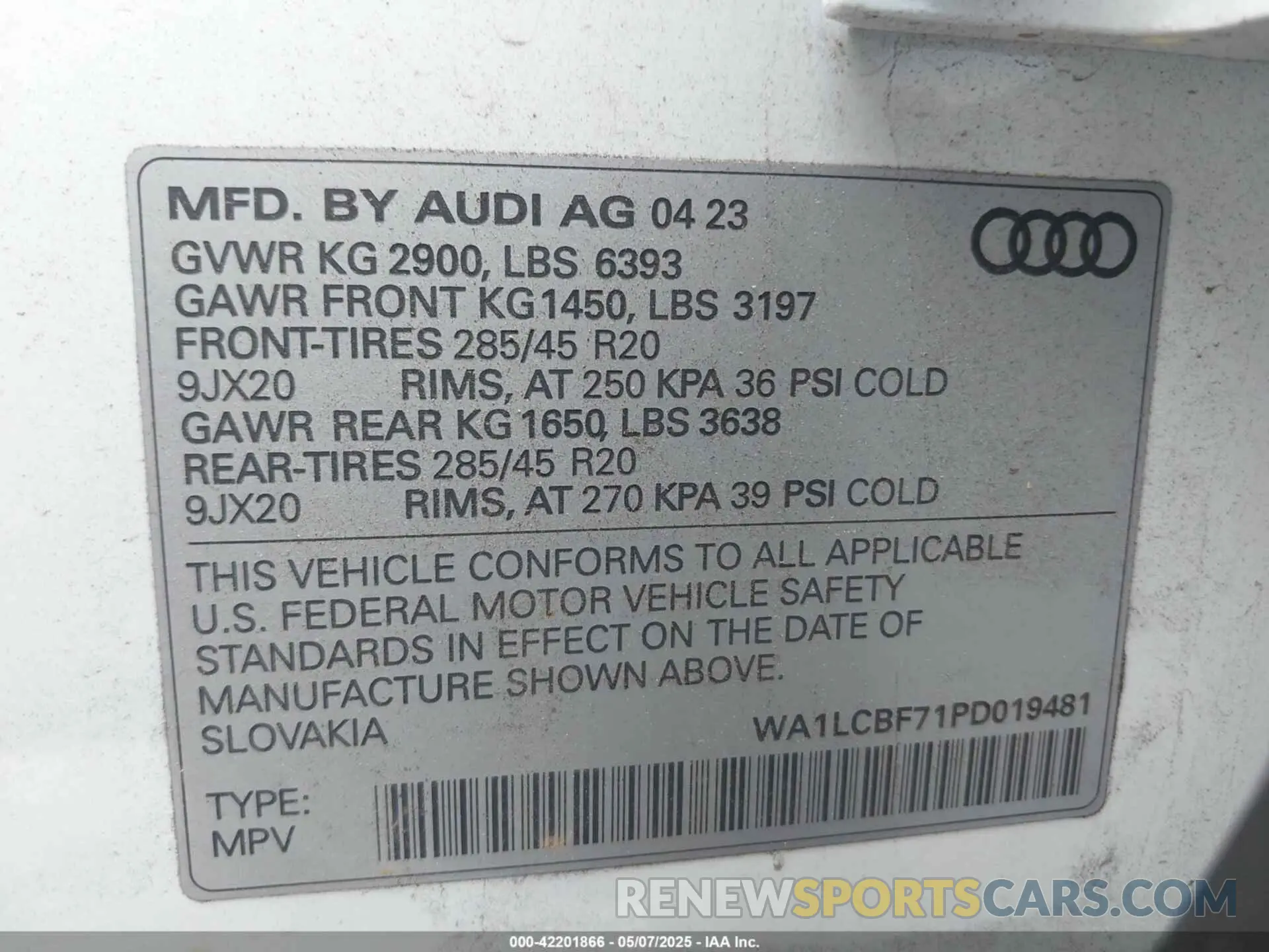 9 Photograph of a damaged car WA1LCBF71PD019481 AUDI Q7 2023