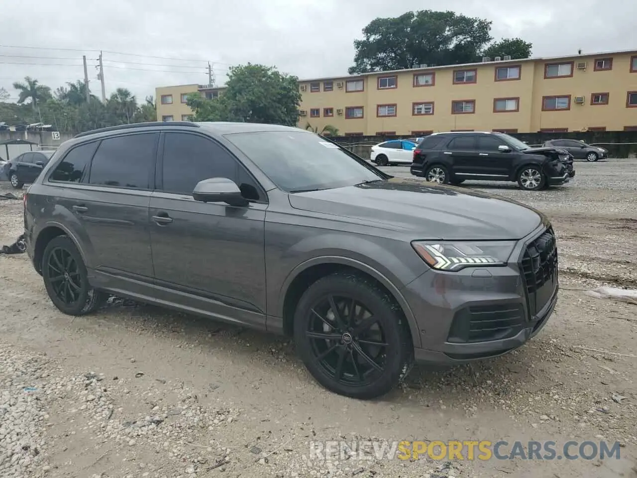 4 Photograph of a damaged car WA1LCBF71PD023112 AUDI Q7 2023