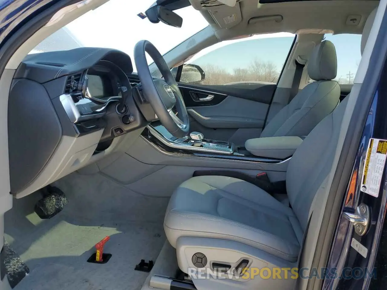 7 Photograph of a damaged car WA1LCBF71PD030402 AUDI Q7 2023