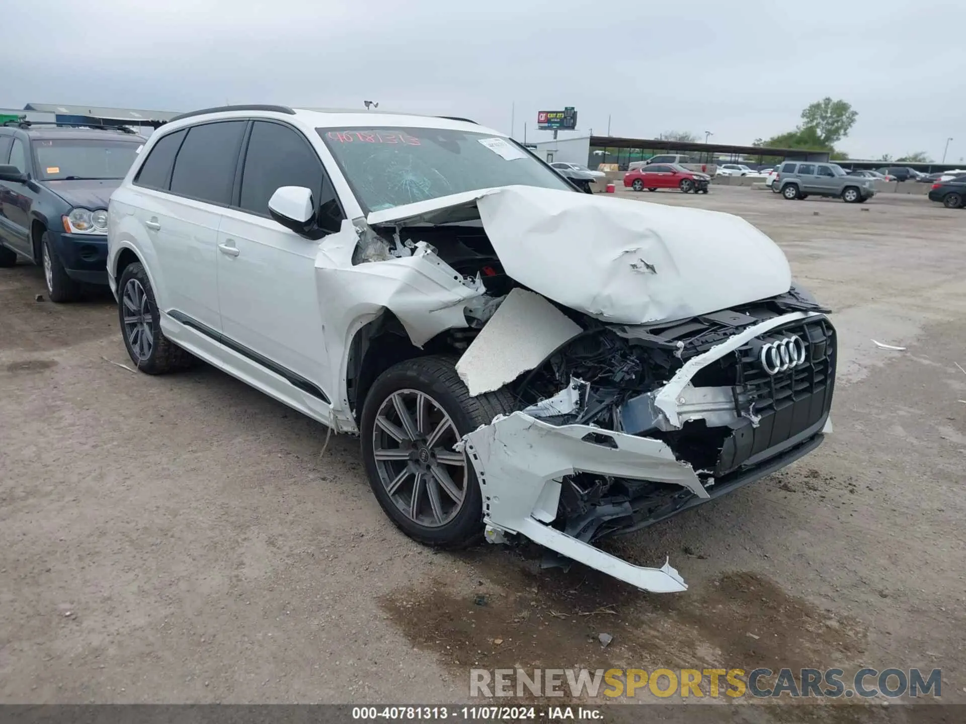 1 Photograph of a damaged car WA1LCBF72PD003399 AUDI Q7 2023