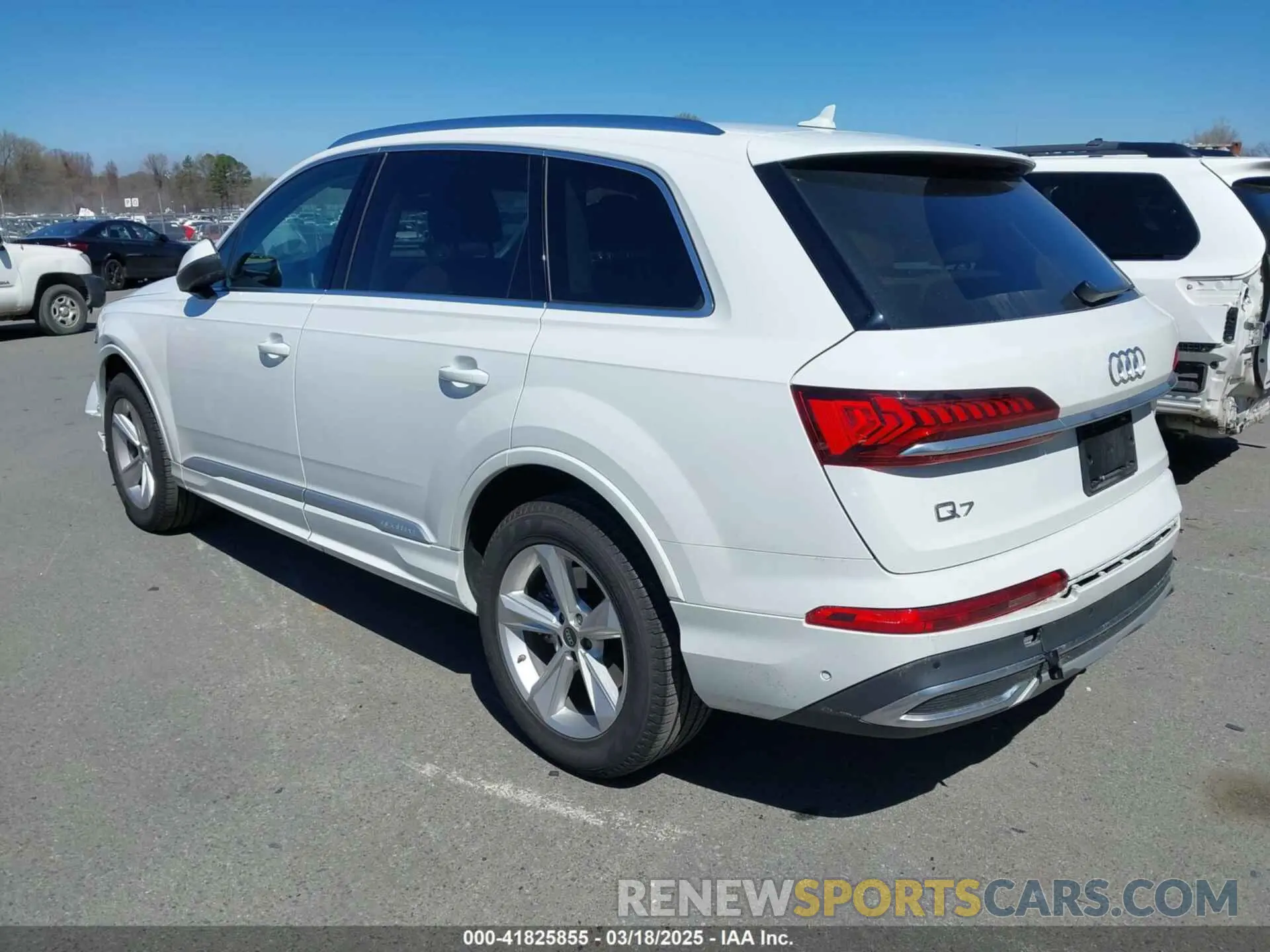 3 Photograph of a damaged car WA1LCBF72PD031042 AUDI Q7 2023