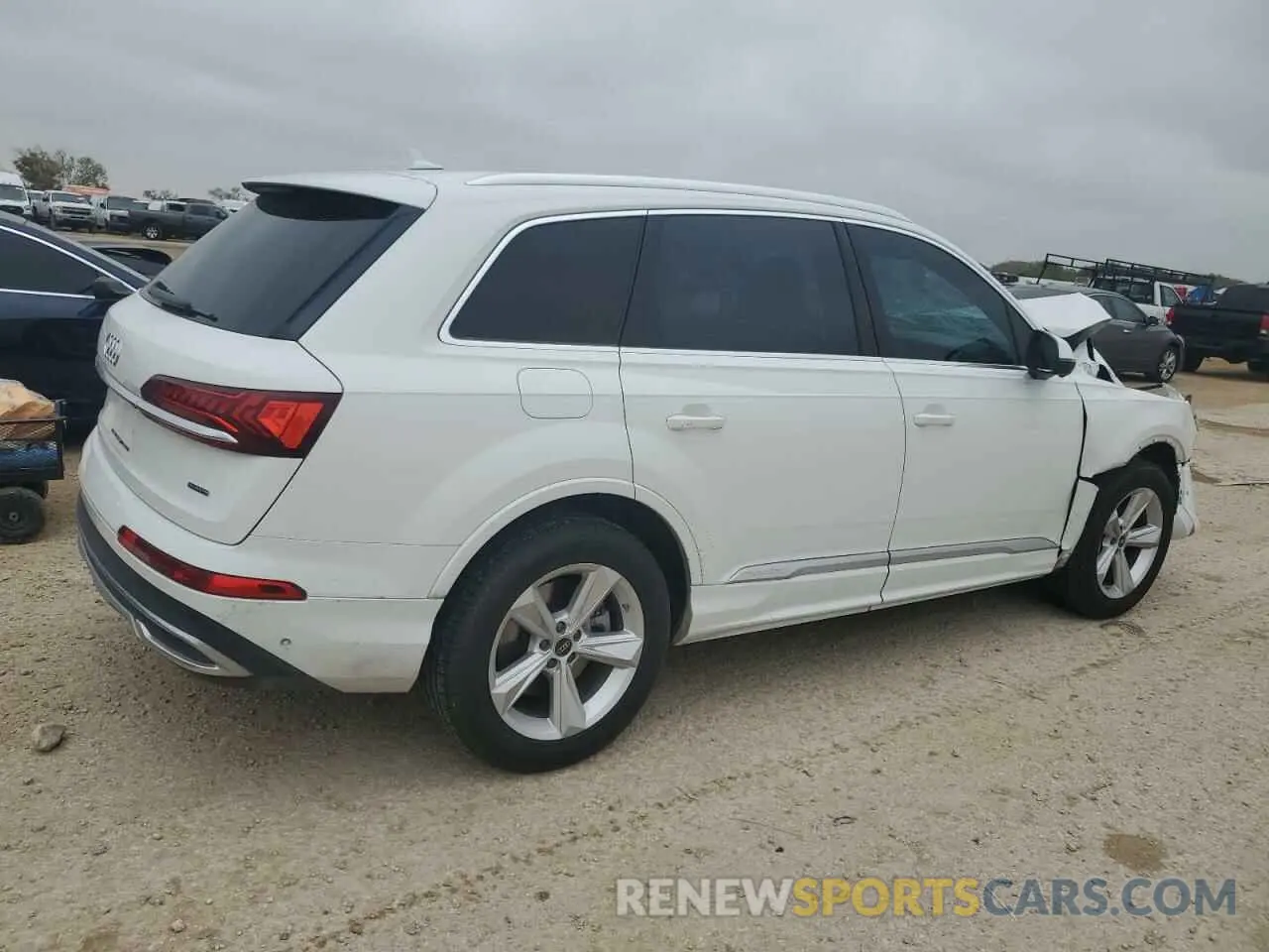 3 Photograph of a damaged car WA1LCBF74PD021578 AUDI Q7 2023