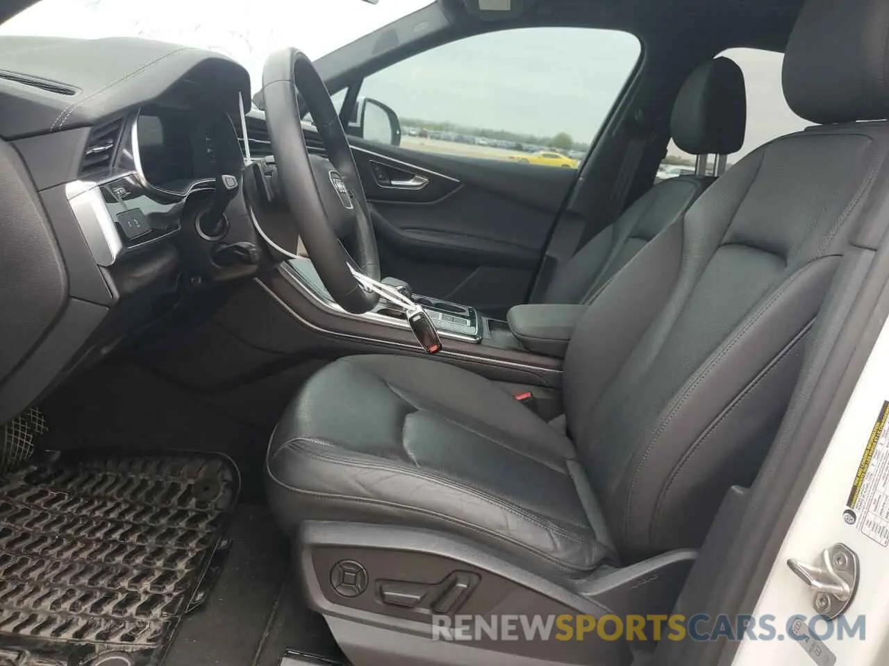 7 Photograph of a damaged car WA1LCBF74PD021578 AUDI Q7 2023