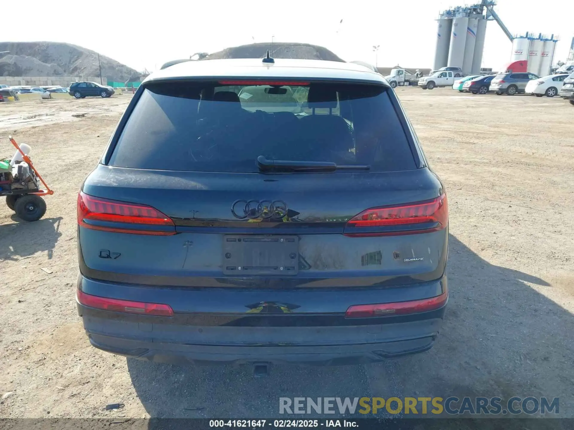 16 Photograph of a damaged car WA1LCBF77PD021834 AUDI Q7 2023