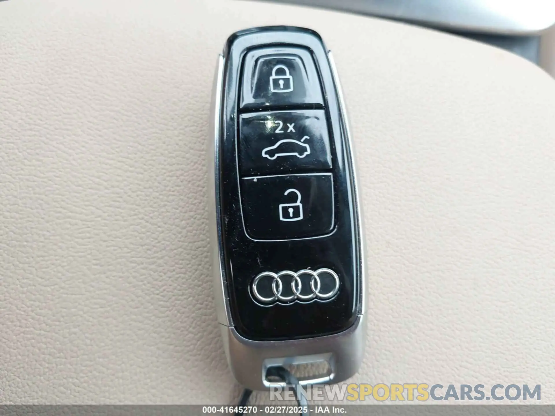 11 Photograph of a damaged car WA1LCBF77PD022093 AUDI Q7 2023