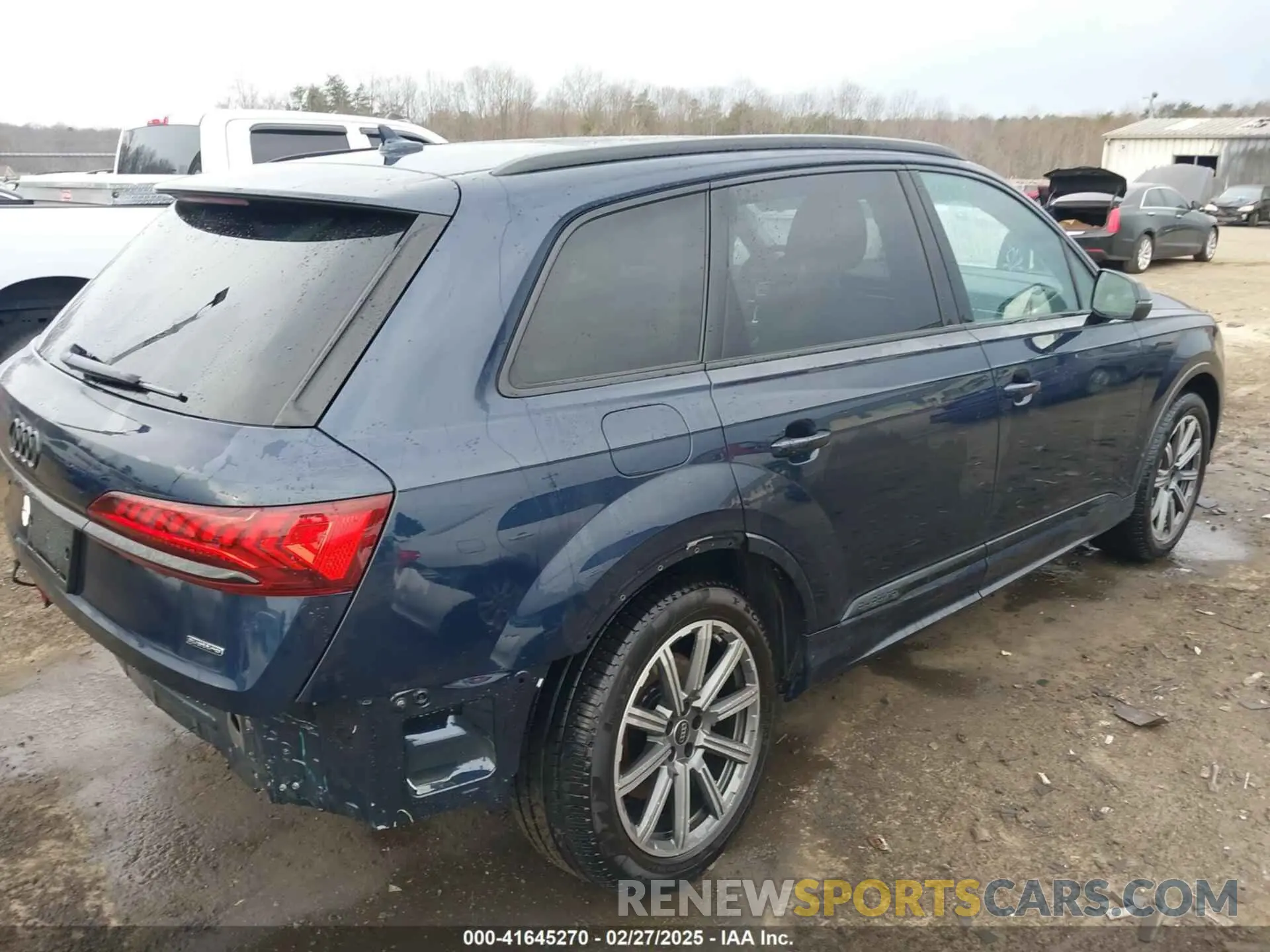 4 Photograph of a damaged car WA1LCBF77PD022093 AUDI Q7 2023